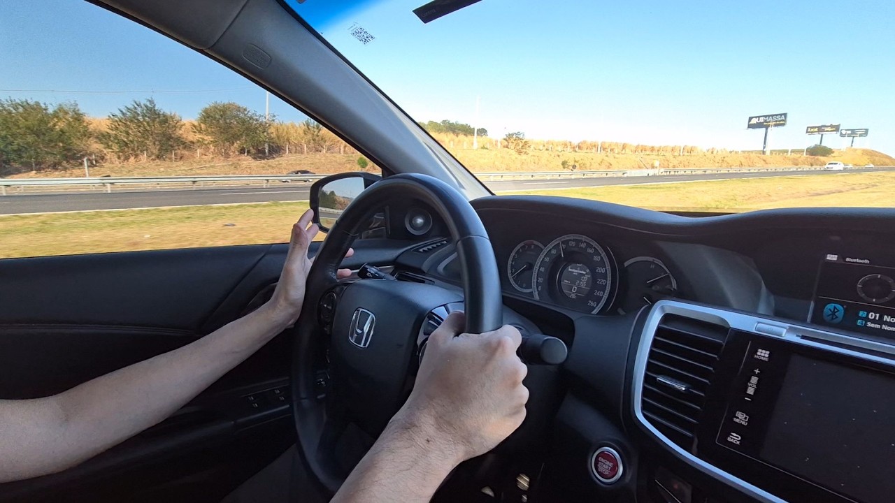 Honda Accord 2017 V6 na Rodovia
