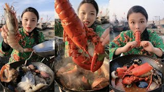 Female Fishermen Eat Big Lobster, Scallops, Abalone, Conch, And Prawns Today