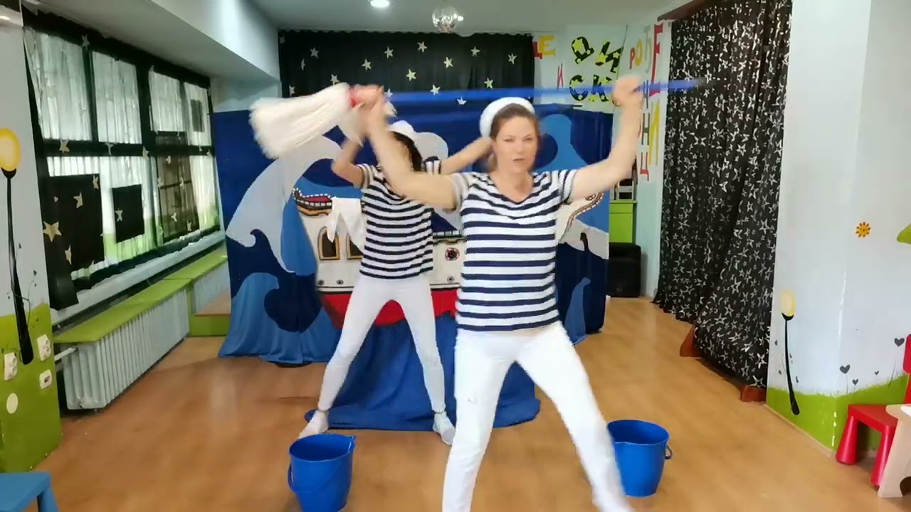 Pozorište iz kofera-KAPETAN I MORSKO ČUDO