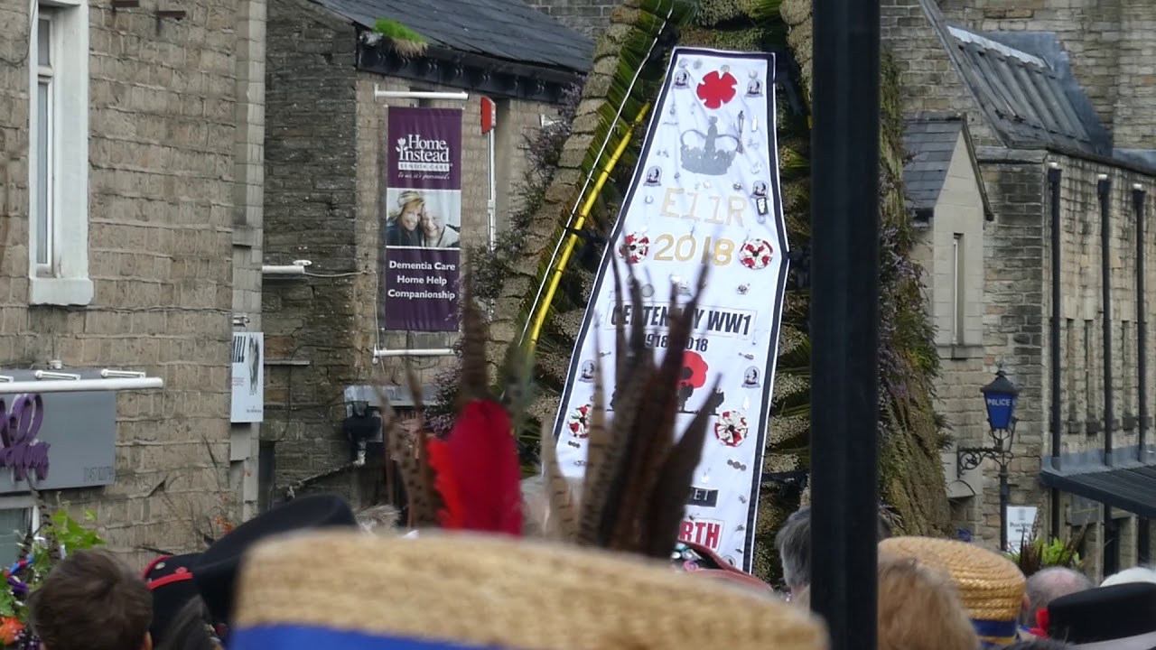 rushcart 2018 003 getting on the cart