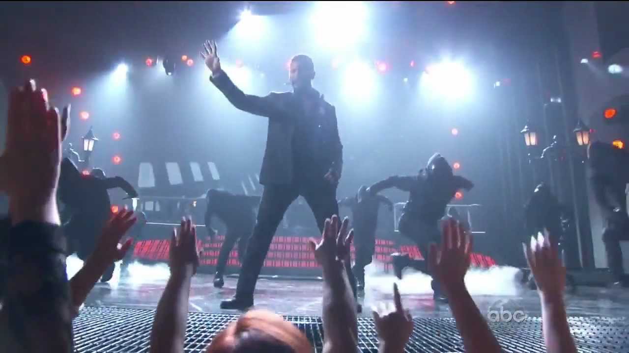 Usher - Scream (Live @ The 2012 Billboard Music Awards)
