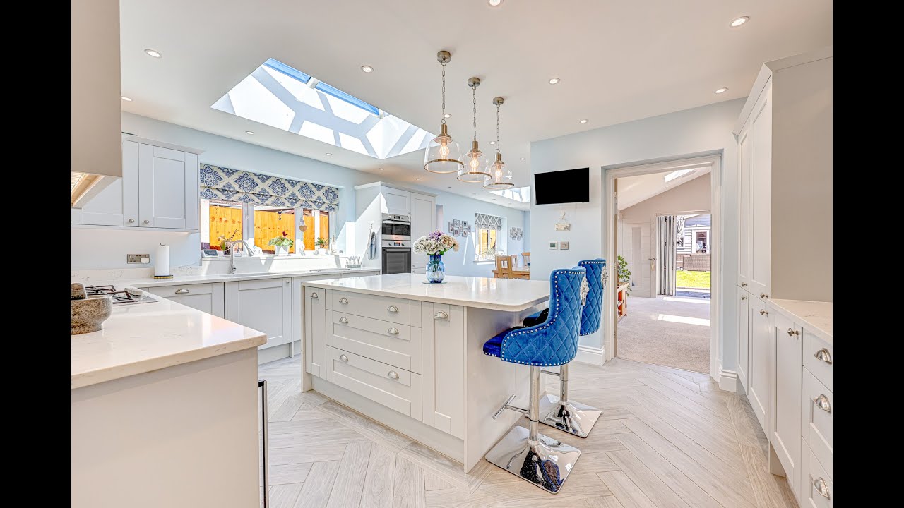 Aspire Estate Agents Showcase Clifton Avenue, Benfleet YouTube