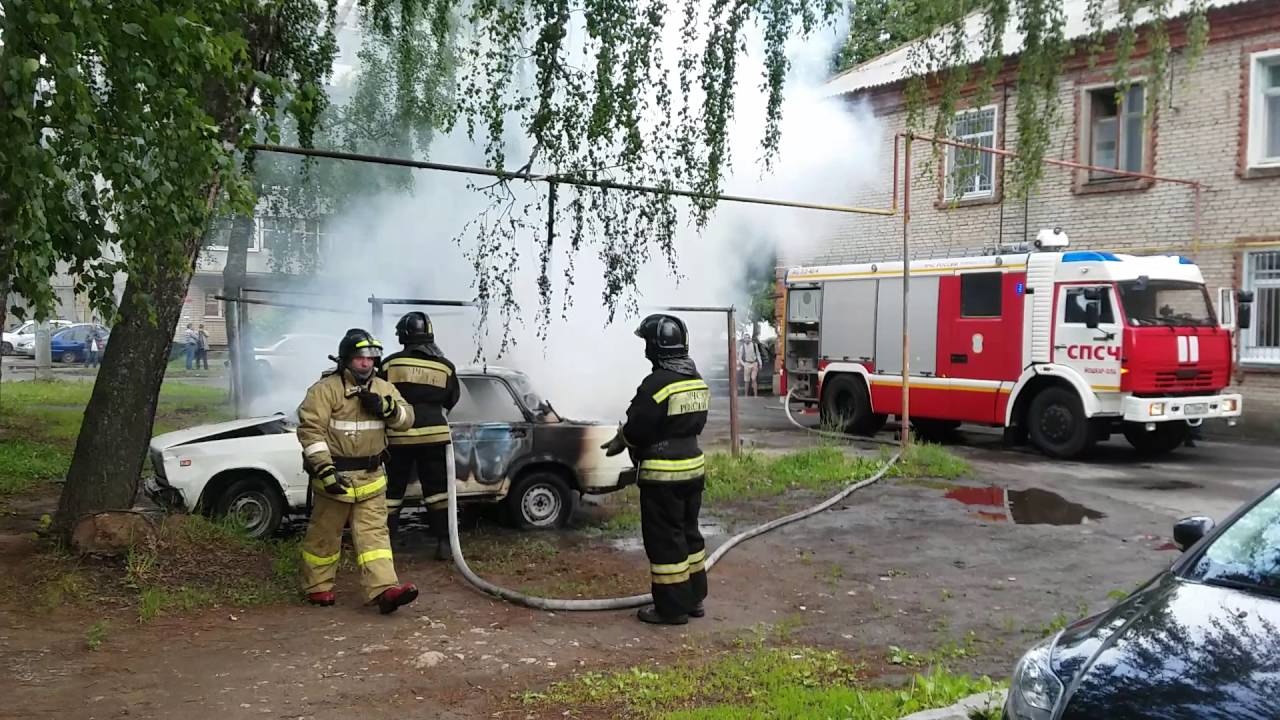 Чем тушат пожарные машины