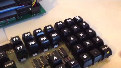 TI(ny)-99/4A (TI-99/4A upgrade). Assemblage final / Final Assembly