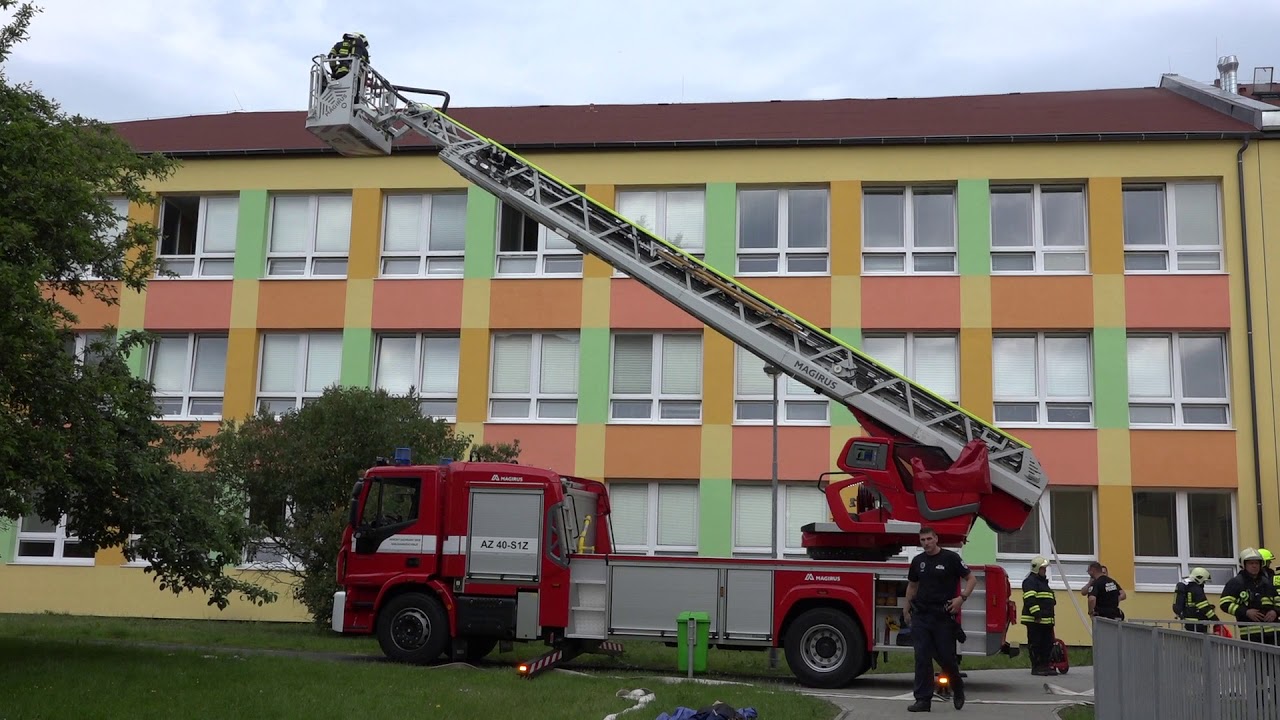 SDH Chodov - cvičný poplach na 1. ZŠ J. A. Komenského