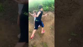 Ayağım Kaydı Düştü