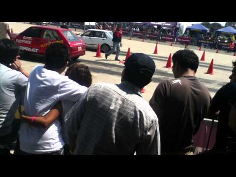 Starlet's drag racing