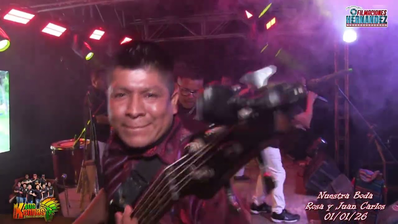 los kenas en la boda de Rosa yJuan Crlos