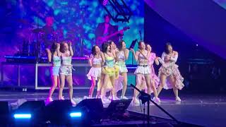 TWICE (트와이스) - One Spark (Las Vegas) - Ready to Be World Tour [Fancam]