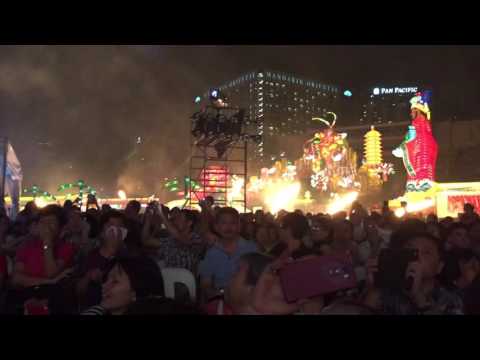 Fire works @ 春到河畔 River Hong Bao 2016 on 12 Feb 2016