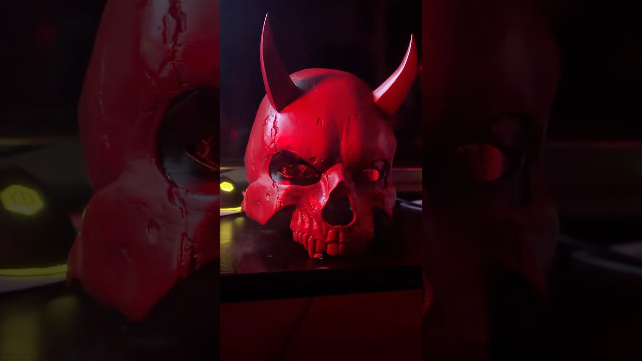 3D PRINTED HELLFIRE GALA DAREDEVIL COWL!!! #marvel #cosplay #3dprinting #daredevil #shorts