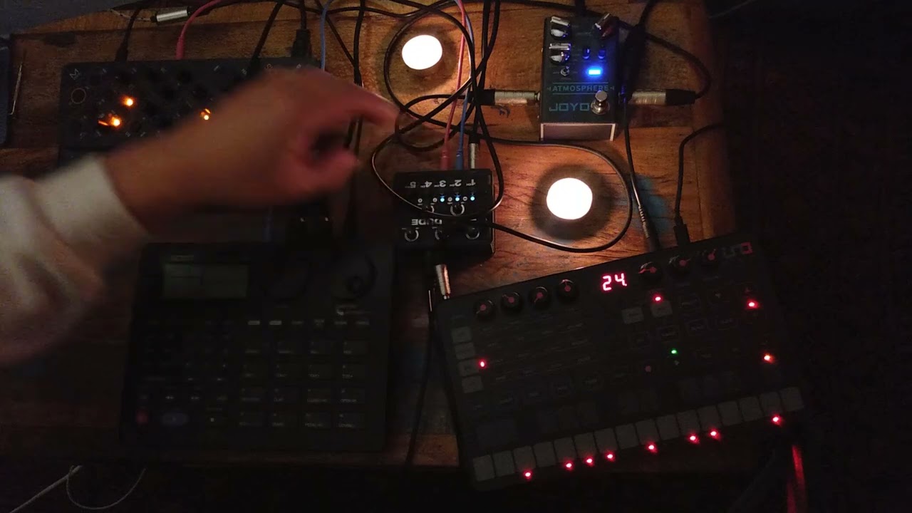 Boss DR-660, Skulpt, Uno synth - Deep House jam