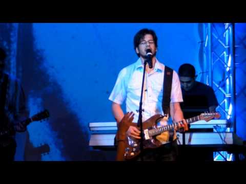 Lincoln Brewster - Arms of my Savior - by Brent & ...