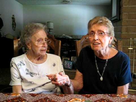 Dorothy and Bonnie singing their Cousins Song