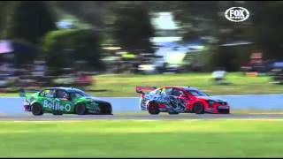 V8 Supercars FIGHT - David Reynolds and Garth Tander 2015