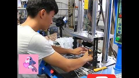 #Automatic Vertical Plastic Injection Machine For Micro Usb Type C Cable