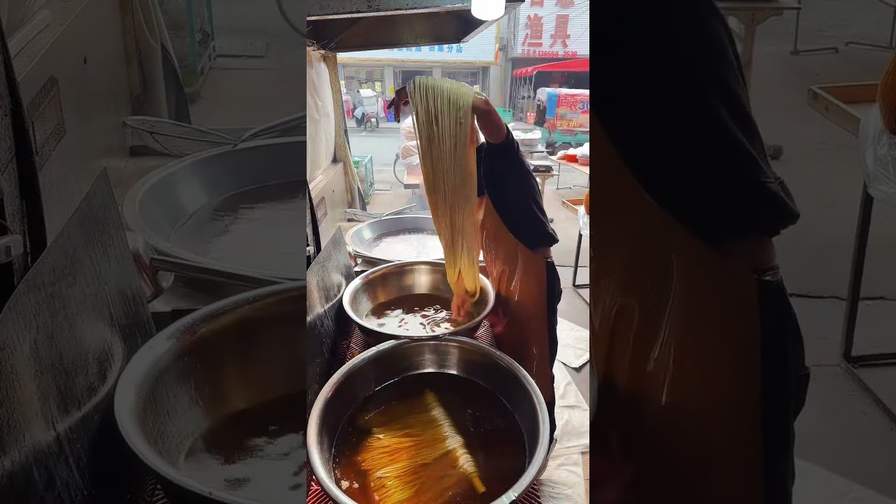 Making Crispy Sanzi Snack – Watch Full Livestream for Frying Tips & Vendor Workflow!