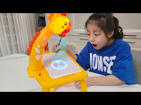 서은이의 기린 그림패드와 당그니 3D펜 Giraffe Drawing and Carrot <strong>3D</strong> <strong>Pen</strong>