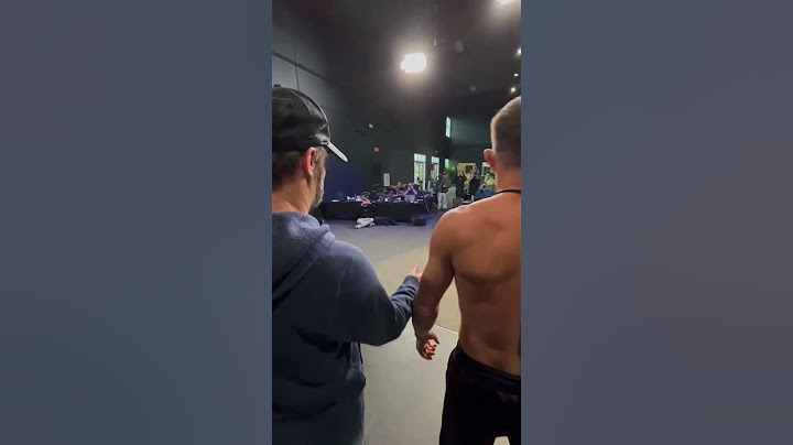 Things got HEATED at the UFC Las Vegas faceoffs! 👀