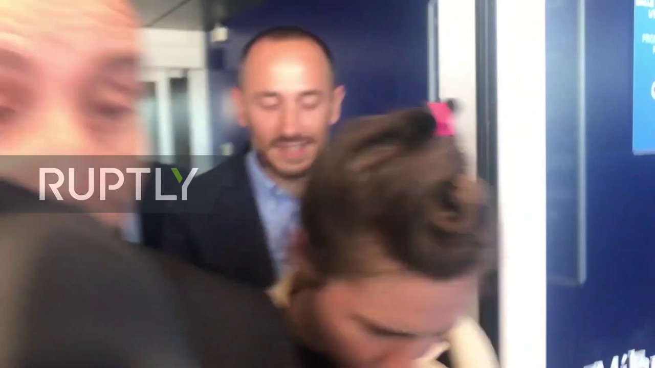 Amanda Knox arrives in Italy for first time since prison release