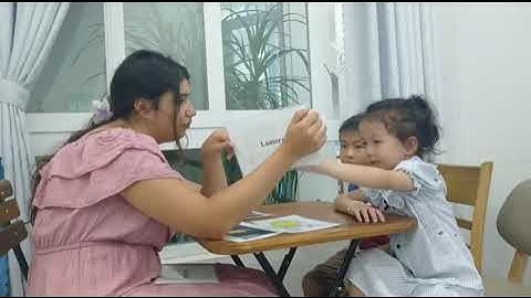 Tiếng Anh Giao Tiếp Phan Thiết: Elsa and Will practice talking about Mid-Autumn