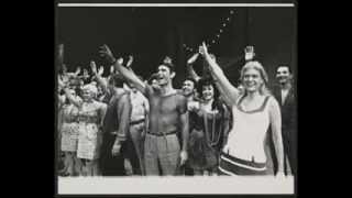 Download Lagu Illya Darling - Ya Chara/Titos Vandis, Despo Diamantidou, Nikos Kourkoulos \u0026 Melina Mercouri (1967) MP3