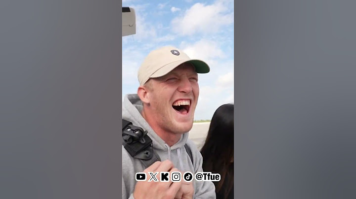 Pilot claims the earth is FLAT #tfue #shorts