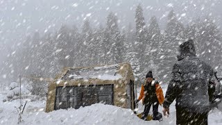 ПАЛАТОЧНЫЙ ЛАГЕРЬ С ПЕЧЬЮ В СИЛЬНОМ СНЕГУ | Мы в затруднительном положении @ 365GunDogadayiz