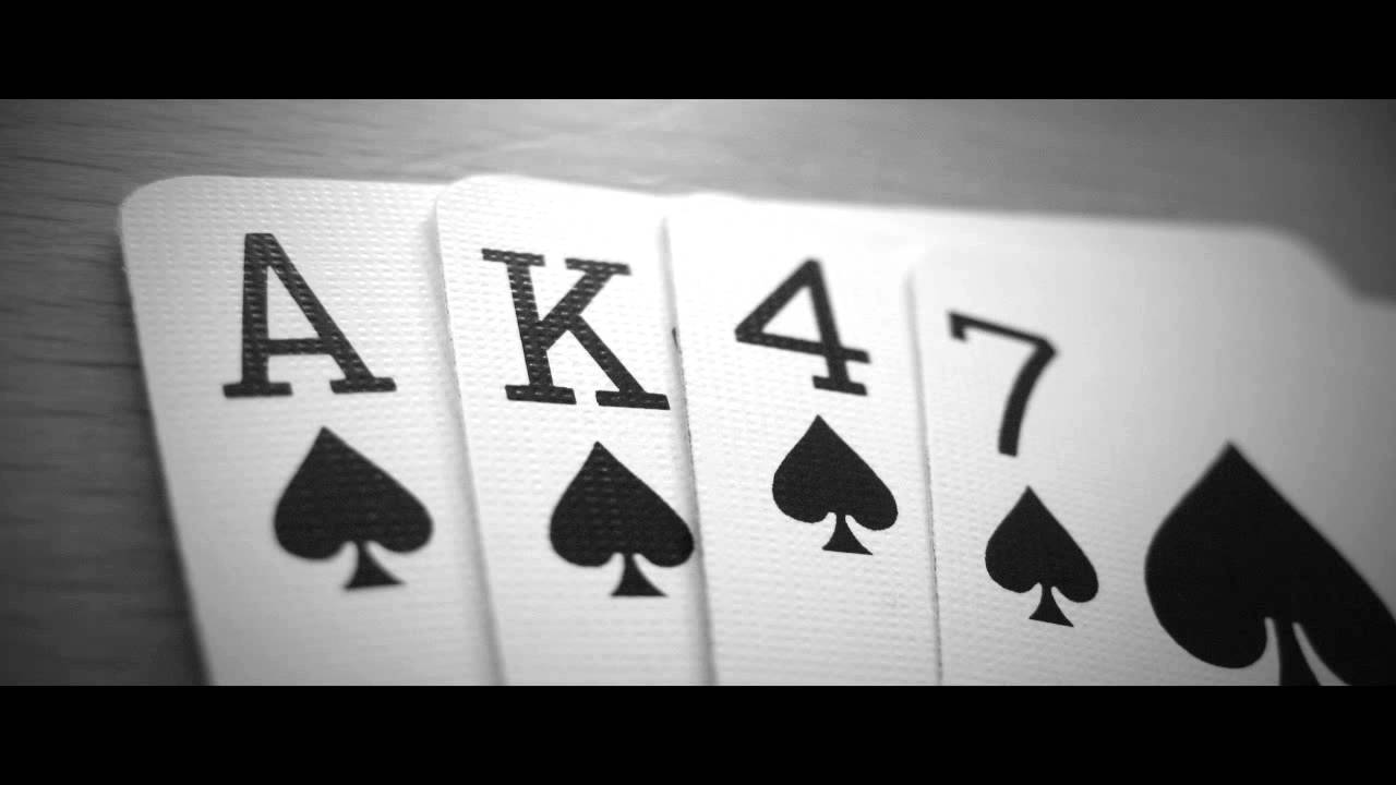 Guarda W&W - AK-47 su YouTube Guarda W&W - AK-47 su YouTube
