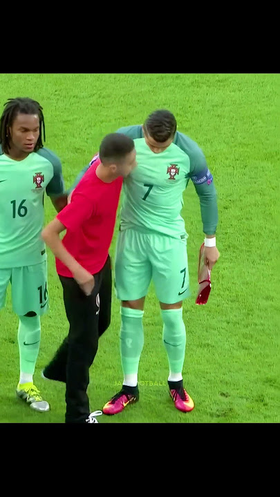 Ronaldo Respect Kids Moments 😍