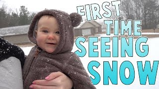FIRST TIME SEEING SNOW | Family Baby Vlogs