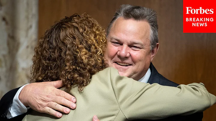 Tester Voices Strong Support For Tracy Stone-Manni...