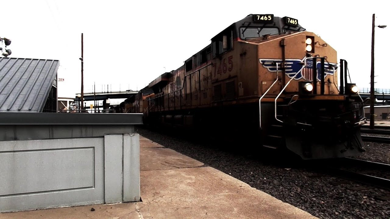 Union Pacific Train Bat Out Of Hell - YouTube