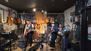 THE BUZZ TV veryspecialday