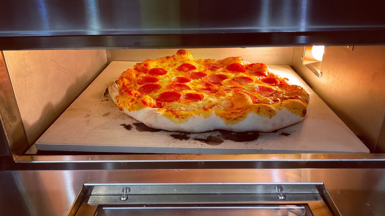 Gallery: How to Grill Pizza Indoors