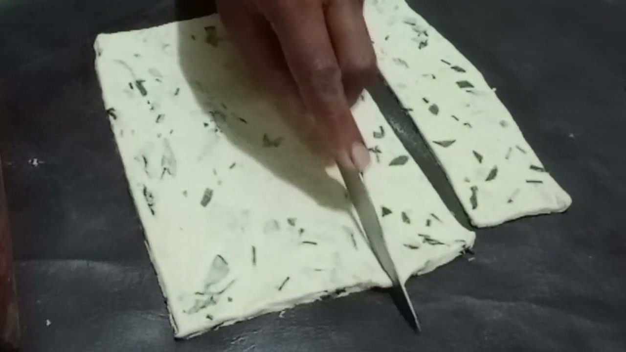 Perfect Cracker Recipe ! Easy and Delicious ! Saltine crackers with green Onion Recipe