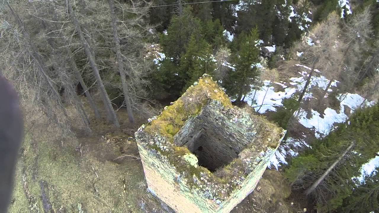 Airview - Burg "Spliatsch" in Sur, Kanton Graubünden, Switzerland