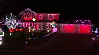 2017 Christmas Light Show - White Christmas Remix