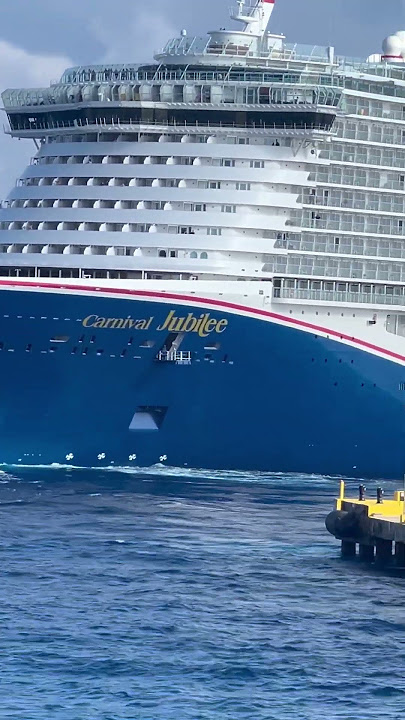 Mind-blowing View of the Biggest Cruiseship of Carnival..  #cruiseship #travel #yt #ytshorts #shorts