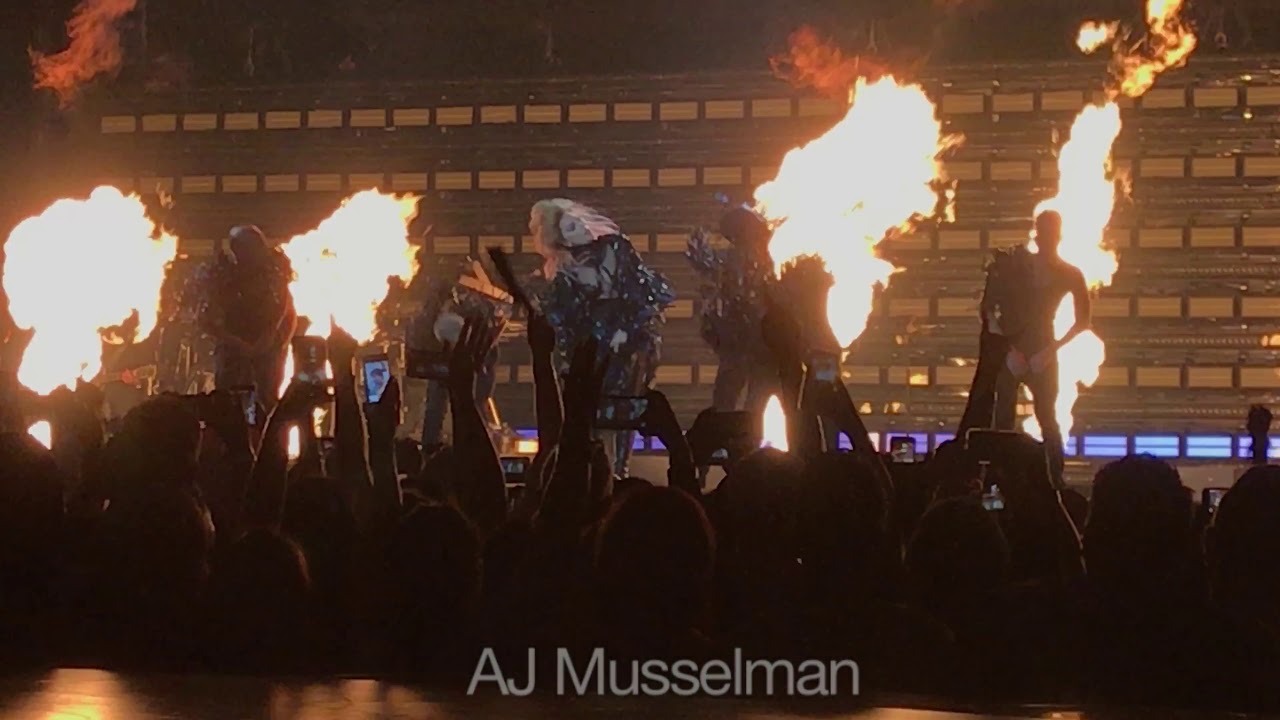 lady gaga john wayne