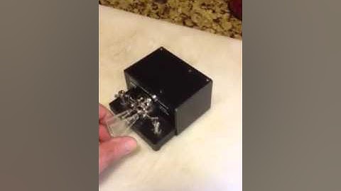 MFJ-422B Electronic Keyer w/Paddle