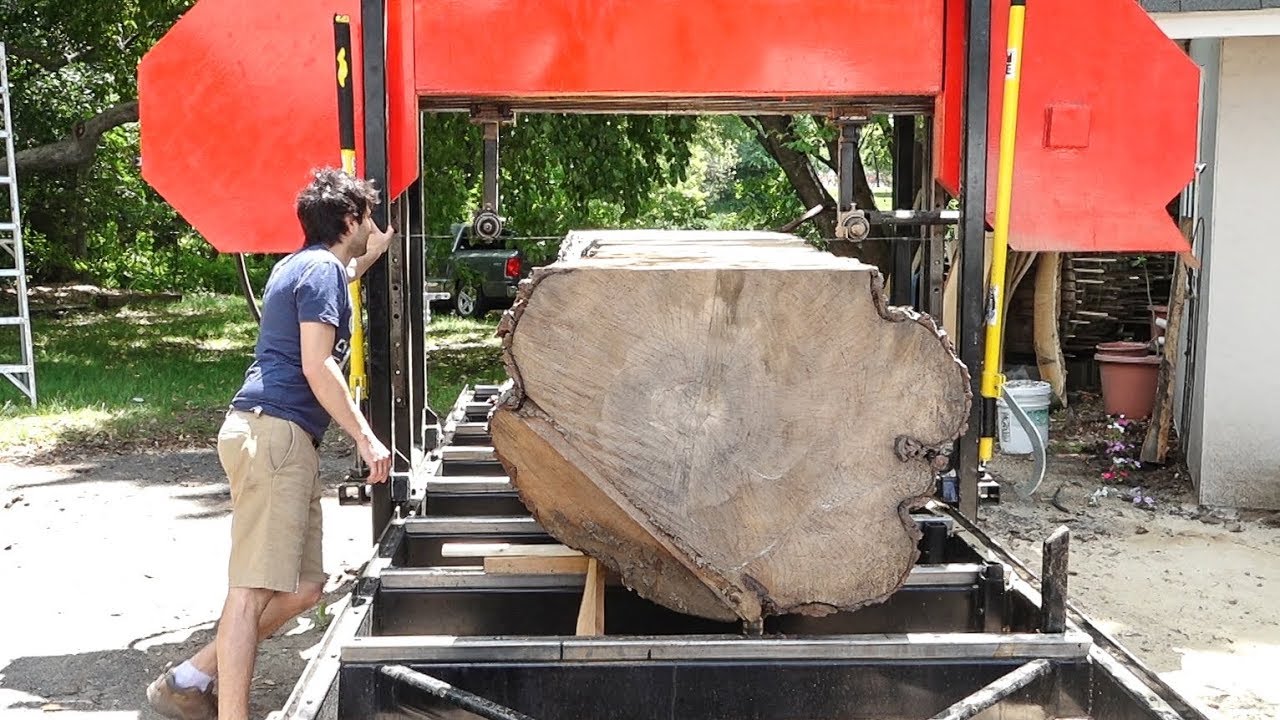 The most steel I've ever cut through - Slabbing a Big Silver Maple ...