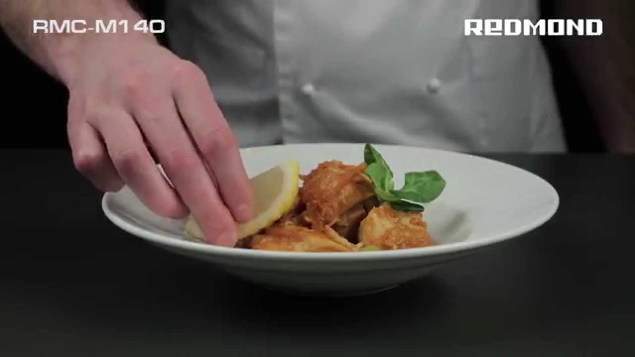 Треска в томатном соусе в мультиварке REDMOND RMC-M140. Рецепт для мультиварки.