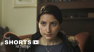 An 18-year-old Jewish school girl gets pregnant after a one night stand. | Short Film 'Gold Star'