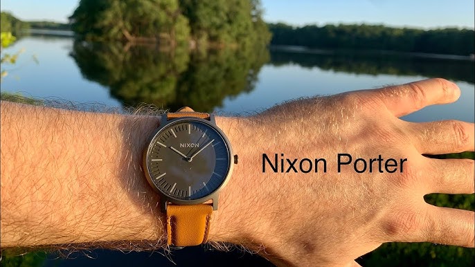 How Does a Watch Work? The Basics: Battery-Powered & Beyond – Nixon US