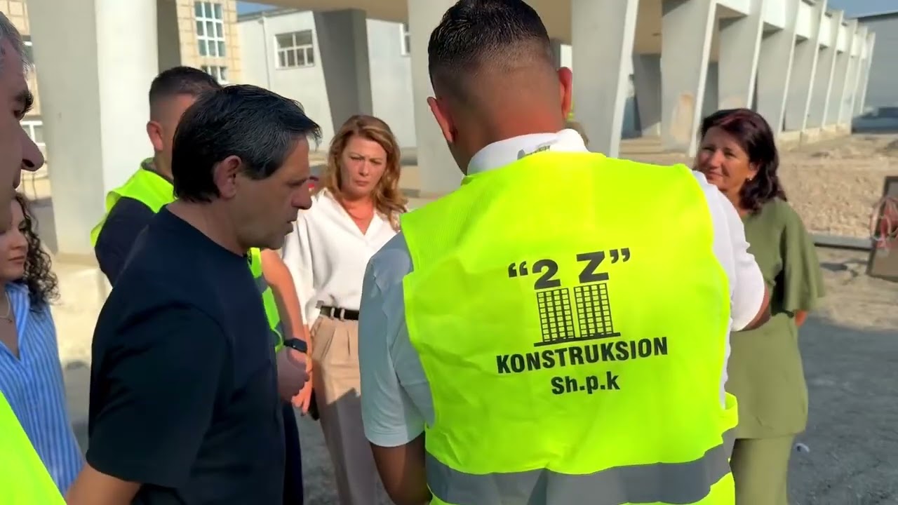 “Rakip Suli inspekton fillimin e punimeve për rikonstruksionin e shkollës ‘100 Vjetori’