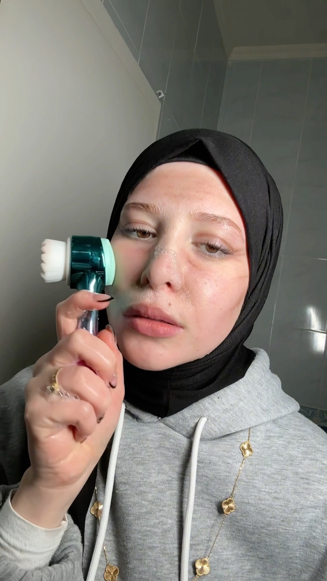 العناية بالبشرة عندي مافيش يما ارحميني:?