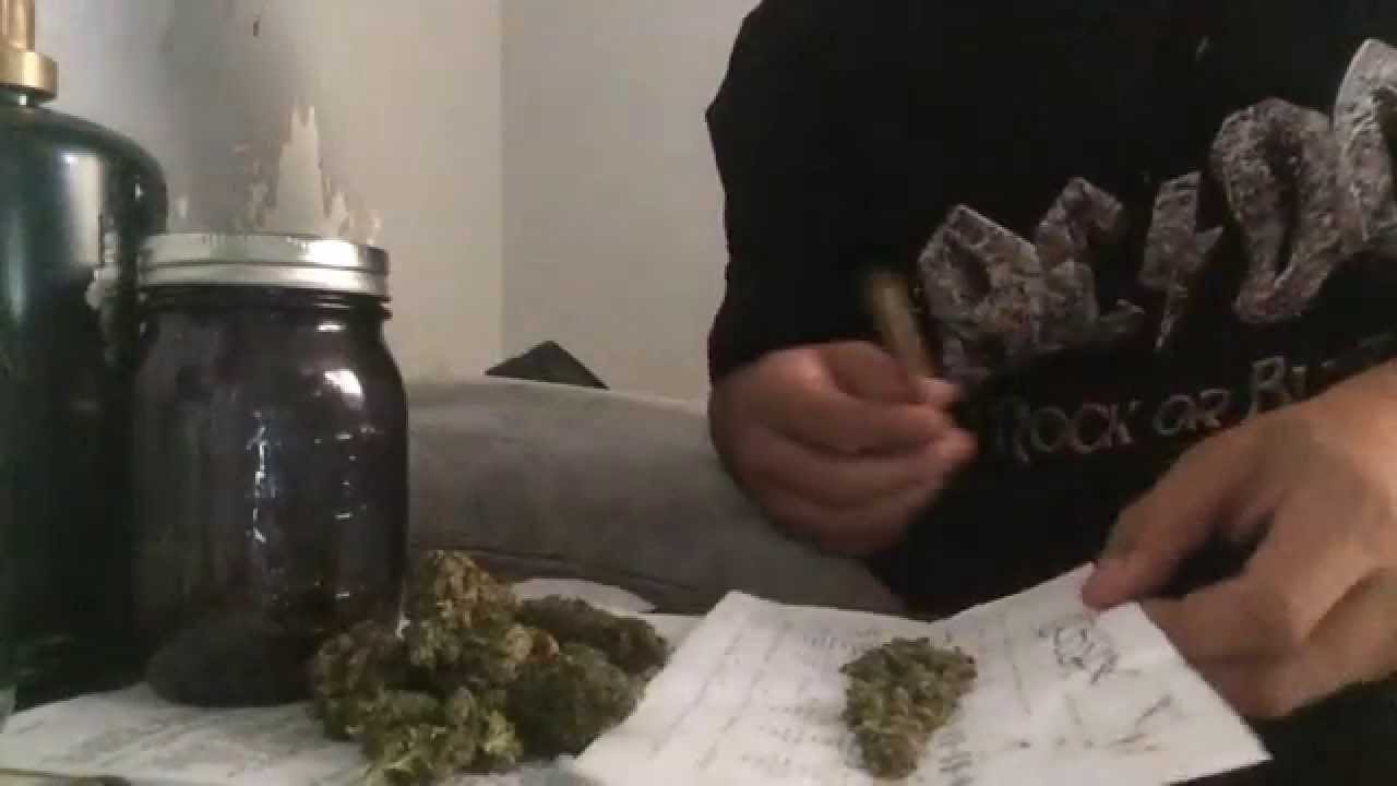 How to roll a blunt 2015