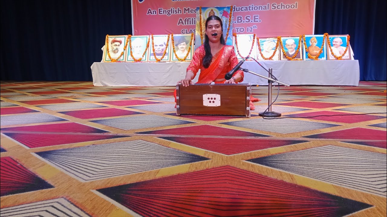 दृष्टि पांडे-गायिका गोपाल सरस्वतीविद्या मंदिर