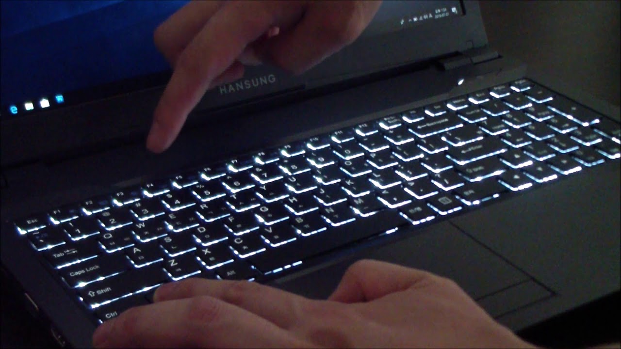 데스크탑용 8세대 인텔코어 탑재한 다기능 노트북, 한성컴퓨터 ...